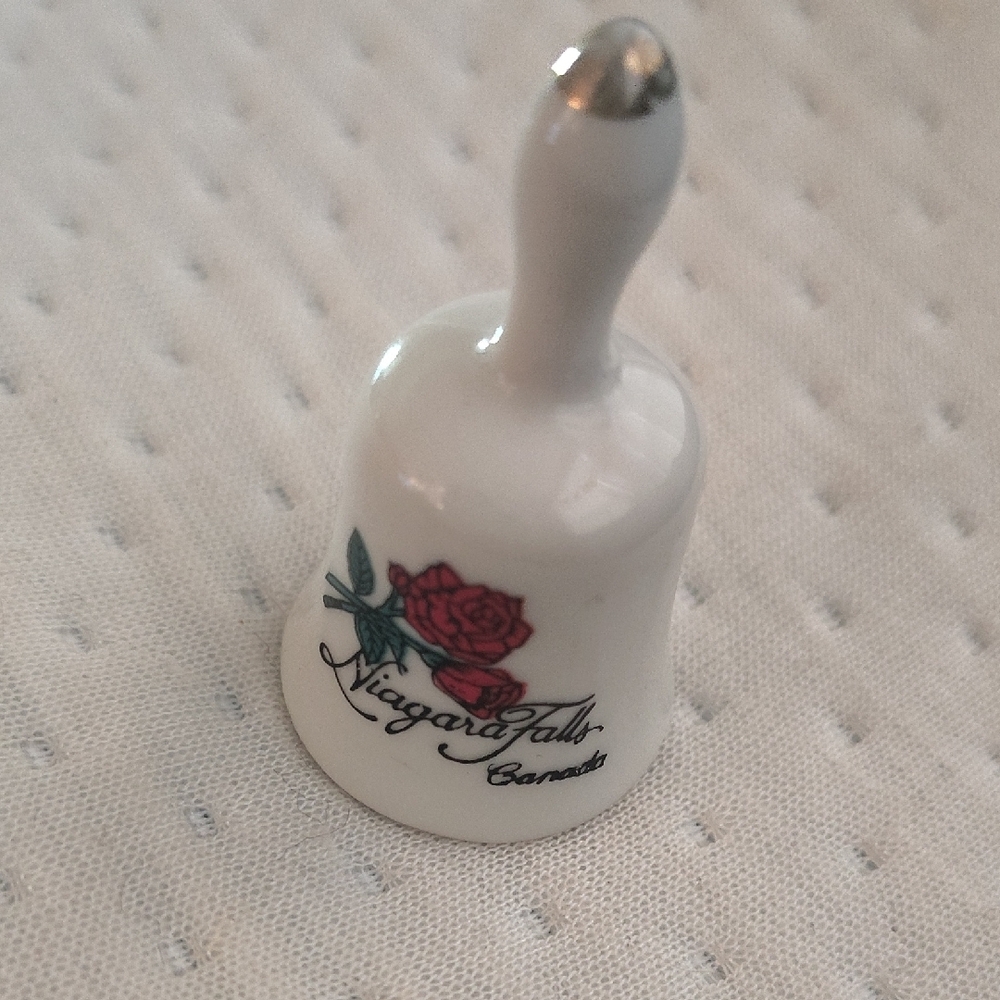 Niagara Falls Souvenir Bell